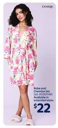 Robe and Chemise Set