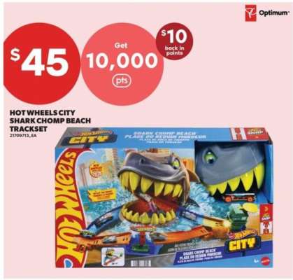 HOT WHEELS CITY SHARK CHOMP BEACH TRACKSET