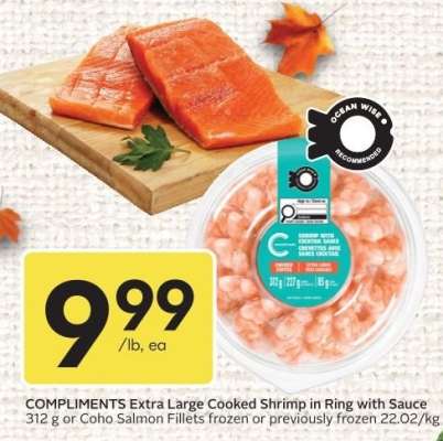 COMPLIMENTS Extra Large Cooked Shrimp In Ring with Sauce